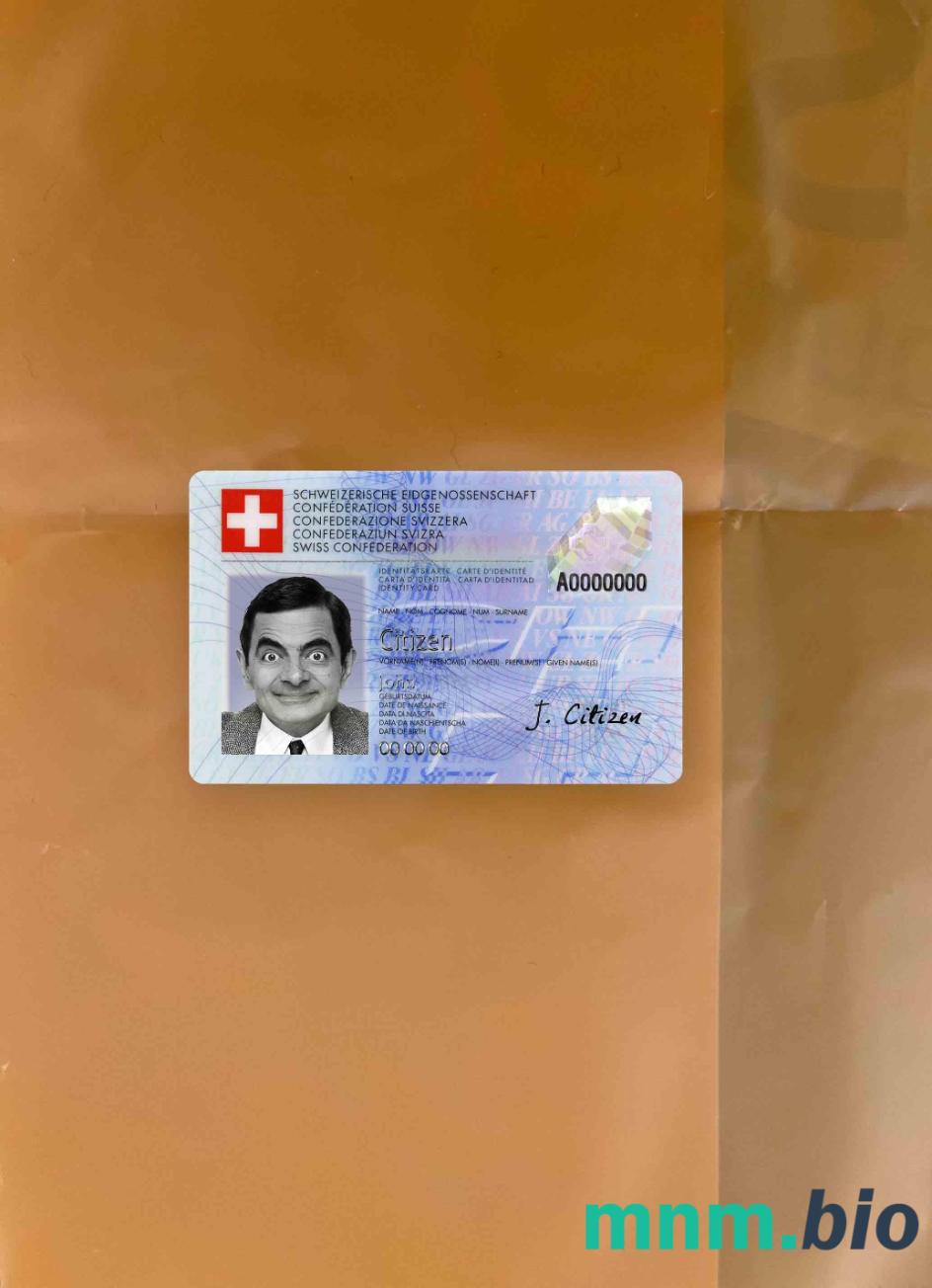 Szwajcaria ID fotowygląd skan i fotorealistyczny snapshot, 2 w 1